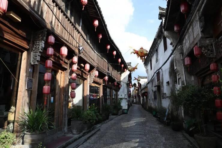 你会选择和一个不喜欢的人结婚吗？和不喜欢的人结婚的人是什么样的？游戏画面